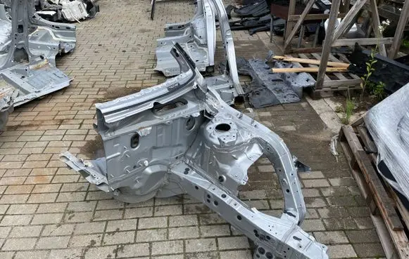 Toyota RAV 4 (XA50) Front quarter panel