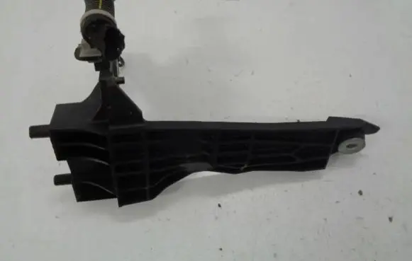 Opel Astra K ABS pump bracket 39017042
