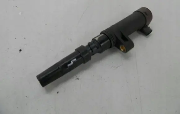 Renault Scenic I High voltage ignition coil 7700875000