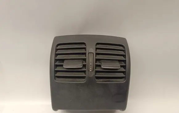 Mercedes-Benz C W204 Other center console (tunnel) element A2048300354