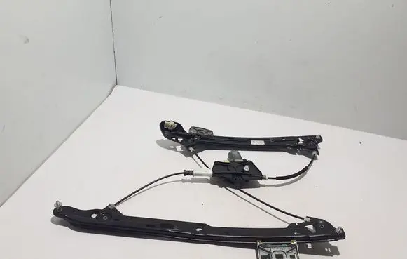 Audi Q8 Rear window lifting mechanism without motor 4M8839461A