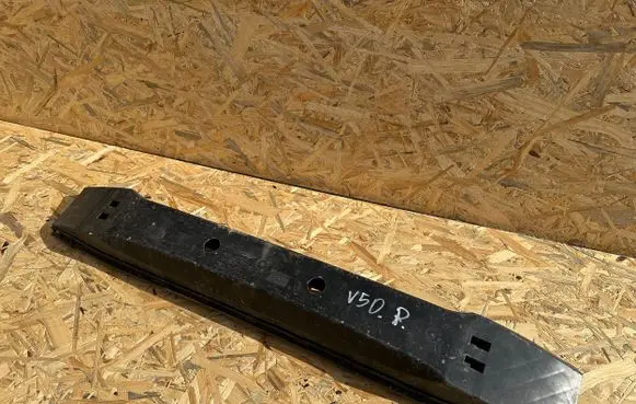 Volvo V50 Front bumper foam support bar 
