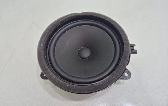 Volvo S60 Front door speaker 31350425