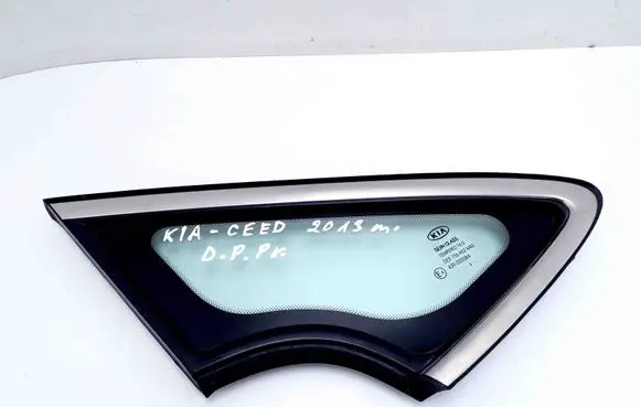 KIA Ceed Front door vent window glass four-door 86190A2100