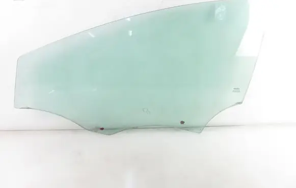 Seat Leon (1P) Front door window glass four-door 