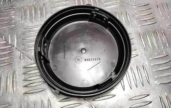 Saab 9-5 Headlight/headlamp dust cover 89023910