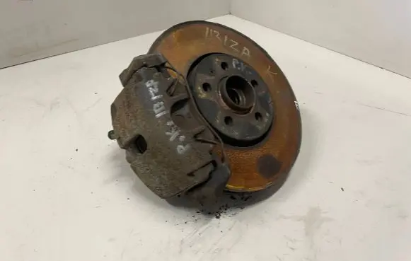 Seat Ibiza IV (6J,6P) Front wheel hub spindle knuckle