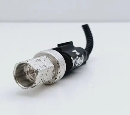 Skoda Fabia Mk1 (6Y) Air conditioning (A/C) pressure sensor