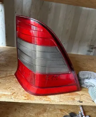 Mercedes-Benz C W202 Rear/tail lights 2028204064