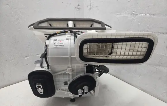 Nissan X-Trail T32 Interior heater climate box assembly 272104BA6A 2679