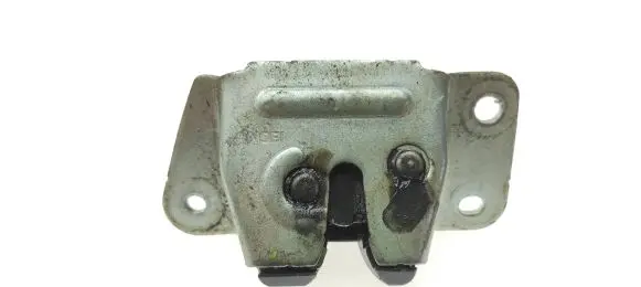 Mitsubishi Outlander Loading door lock 