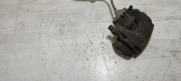Renault Captur Front brake caliper