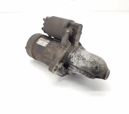 Subaru Impreza II Starter motor 23300AA381 M000T83981