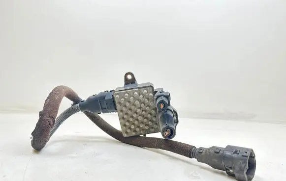 Coolant fan relay