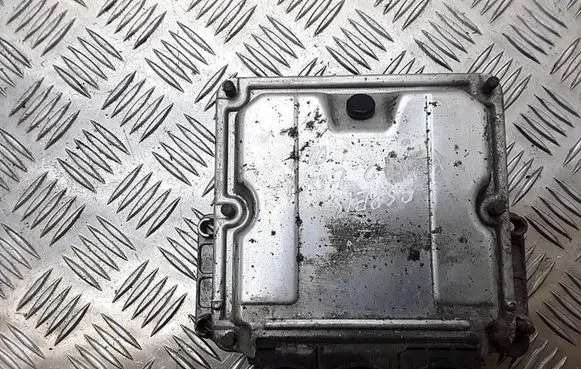Renault Espace III Engine control unit/module 0281001999