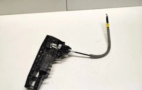 Audi Q7 4M Front door exterior handle/bracket 4M0837886A 1437707S