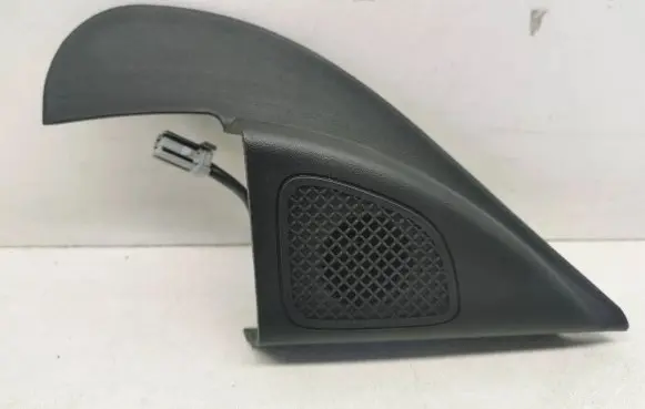 Hyundai Tucson IV NX4 Other front door trim element 87660N7020