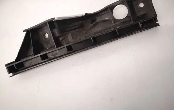 Volkswagen Touran I Front bumper mounting bracket 1T0807890A