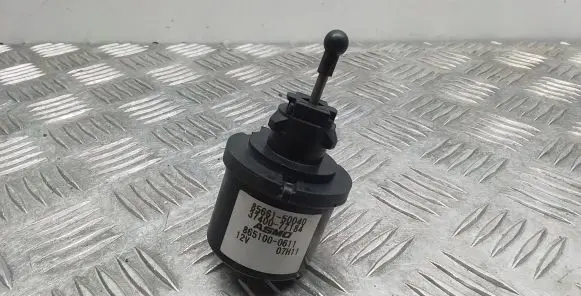 Headlight level adjustment motor