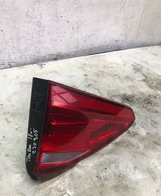 Volkswagen Touran III Tailgate rear/tail lights 5ta945093d