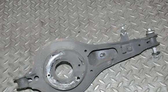 Volvo V40 Rear upper control arm/wishbone