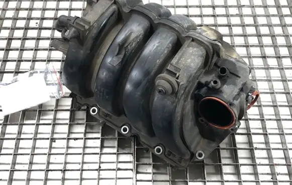 Skoda Octavia Mk2 (1Z) Intake manifold 03C129711F