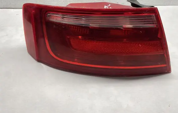 Audi A5 8T 8F Rear/tail lights 8T0945095