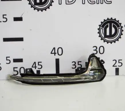 Audi A6 S6 C7 4G Mirror indicator light 4G5949102A