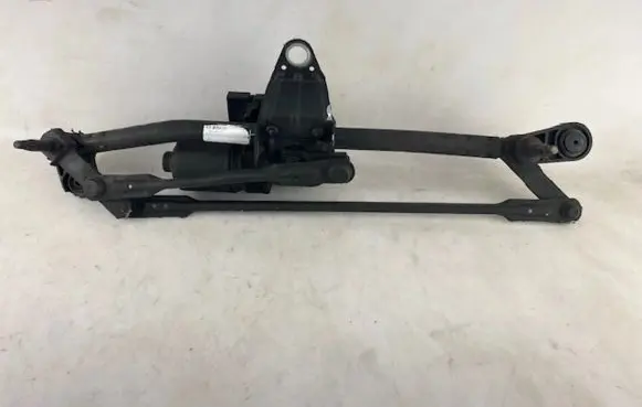 Audi A3 S3 8V Front wiper linkage and motor