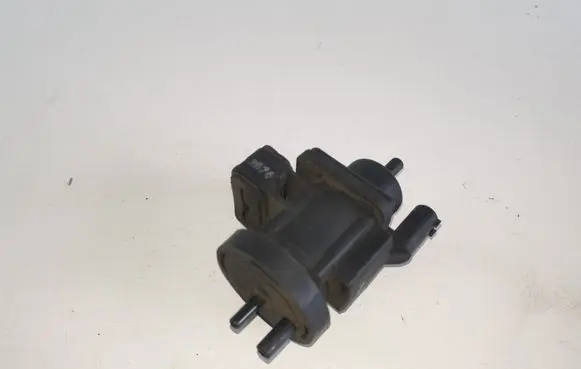 Mercedes-Benz E W210 Turbo solenoid valve A0005450427