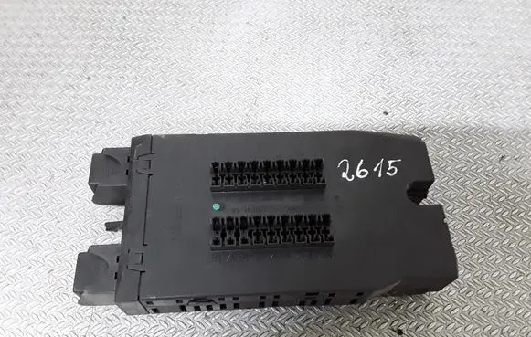 Mercedes-Benz Sprinter W901 W902 W903 W904 Fuse module 0005400650