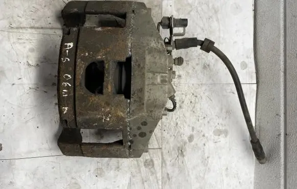 Audi A5 8T 8F Front brake caliper