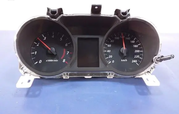 Mitsubishi Lancer VIII Speedometer (instrument cluster) 8100B821