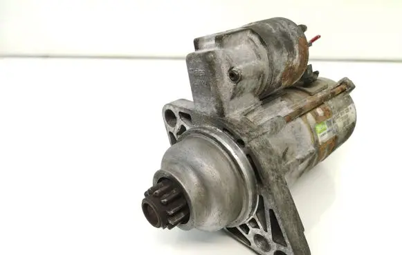 Volkswagen PASSAT B6 Starter motor 02Z911023H