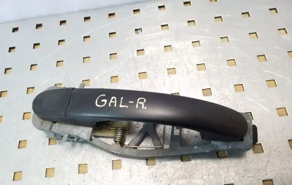 Volkswagen Touran I Rear door exterior handle 1T0839886A