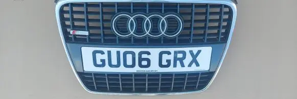 Audi A4 S4 B7 8E 8H Front bumper upper radiator grill