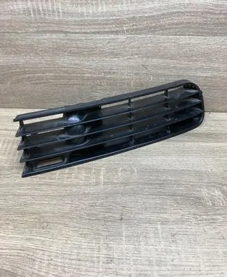 Audi A6 S6 C5 4B Front bumper lower grill 4A0853684E