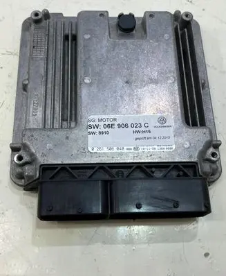 Volkswagen Touareg II Engine control unit/module ECU