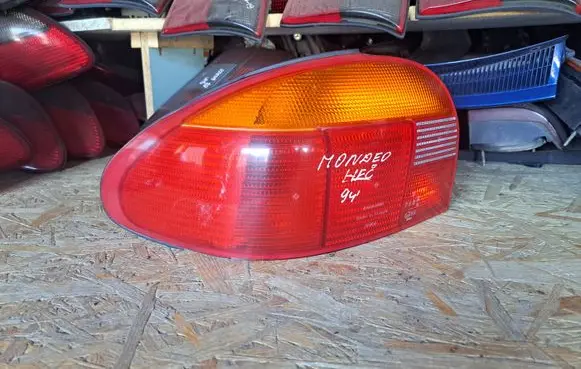 Ford Mondeo MK I Rear/tail lights 93BG13A603BA 93BG13N004DB