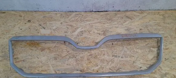 Skoda Yeti (5L) Front bumper upper radiator grill 5L0853761