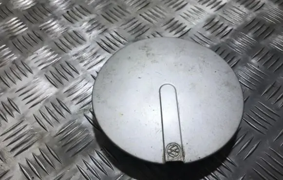 Volkswagen Golf III Original wheel cap 1h0601149 1h0601151