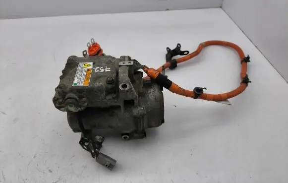 Mitsubishi Outlander Air conditioning (A/C) compressor (pump) AKJ200A202B 7813A378