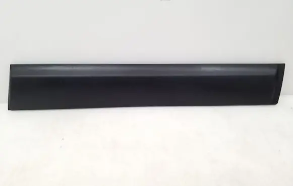 Nissan Qashqai Front door trim (molding) 80870BR01A