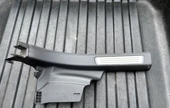 Volvo S90, V90 Rear sill trim cover 14623002878 P14623002878 31377618