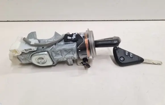 Subaru Outback Ignition lock 88215AG000 X1T25971