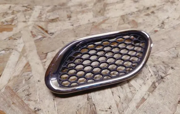 Maserati Quattroporte Fender grill 