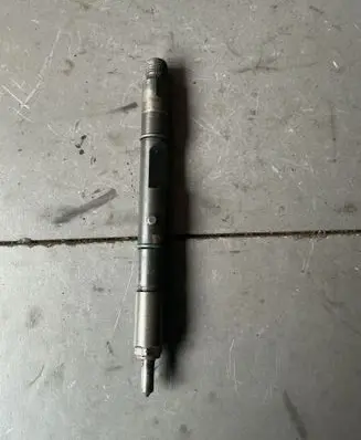 Fuel injector