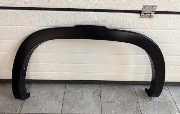 Rear arch trim