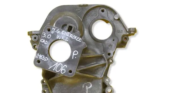 Jeep Grand Cherokee Timing chain cover 2495G