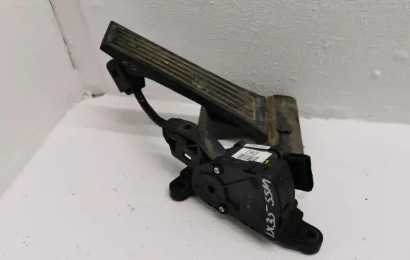 Hyundai ix35 Accelerator throttle pedal